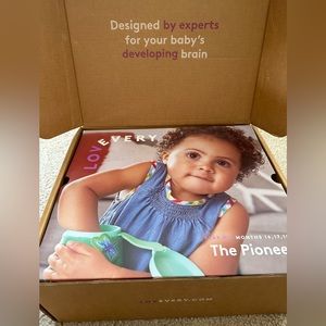 Lovevery The Pioneer - 16, 17, 18 months